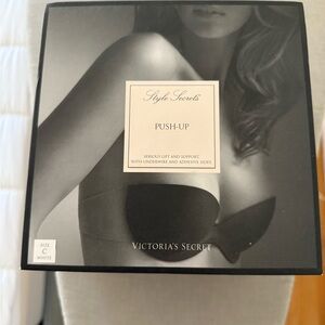 Victoria's Secret Strapless Push-Up Bra